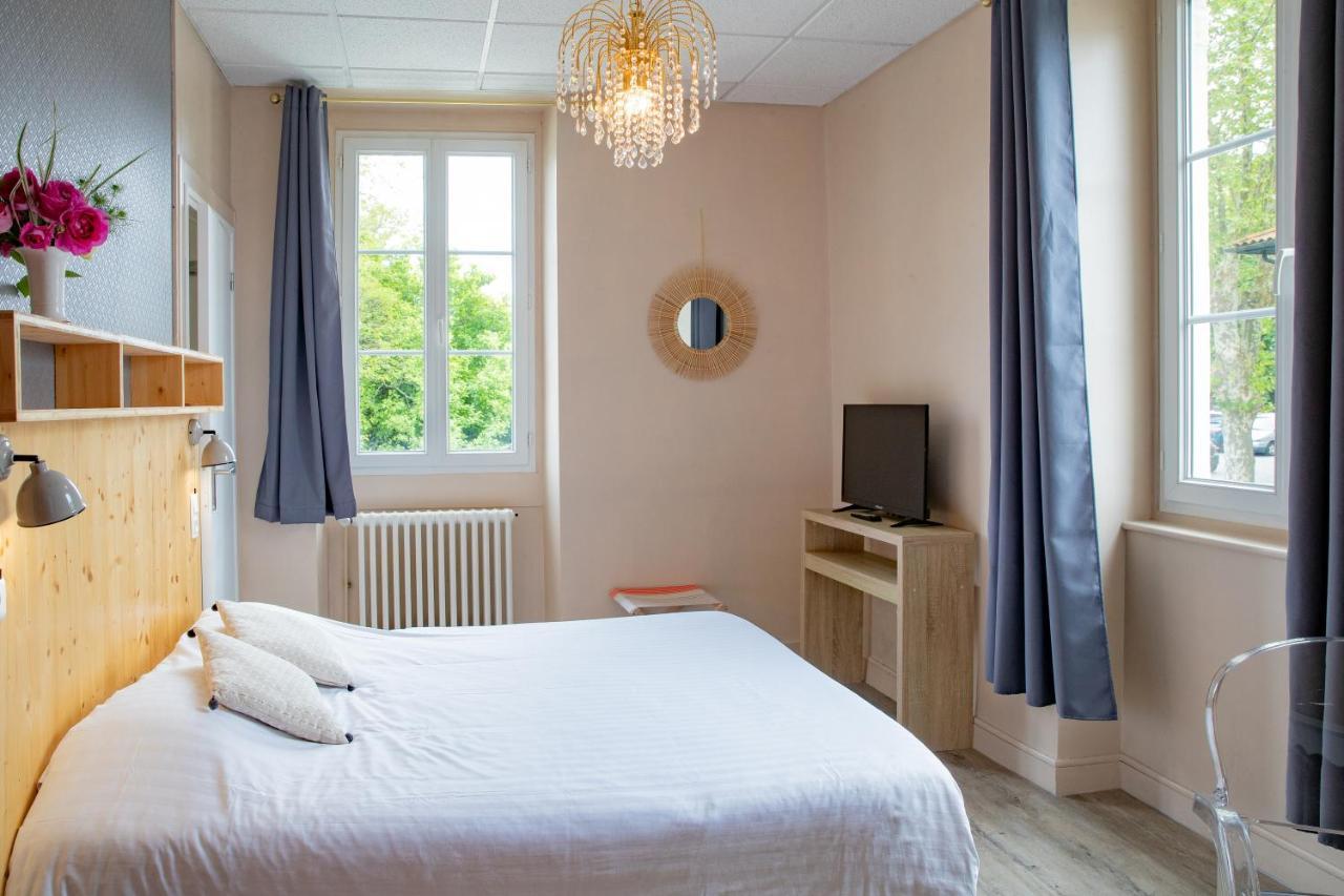 Hostellerie Du Parc Cambo-les-Bains Zewnętrze zdjęcie