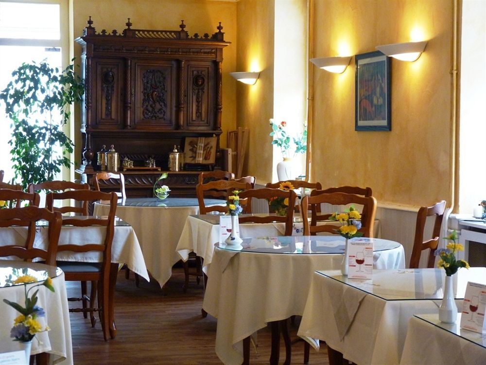 Hostellerie Du Parc Cambo-les-Bains Zewnętrze zdjęcie